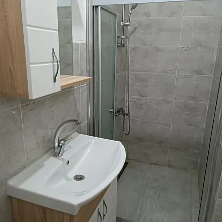 Diamond Aparthotel